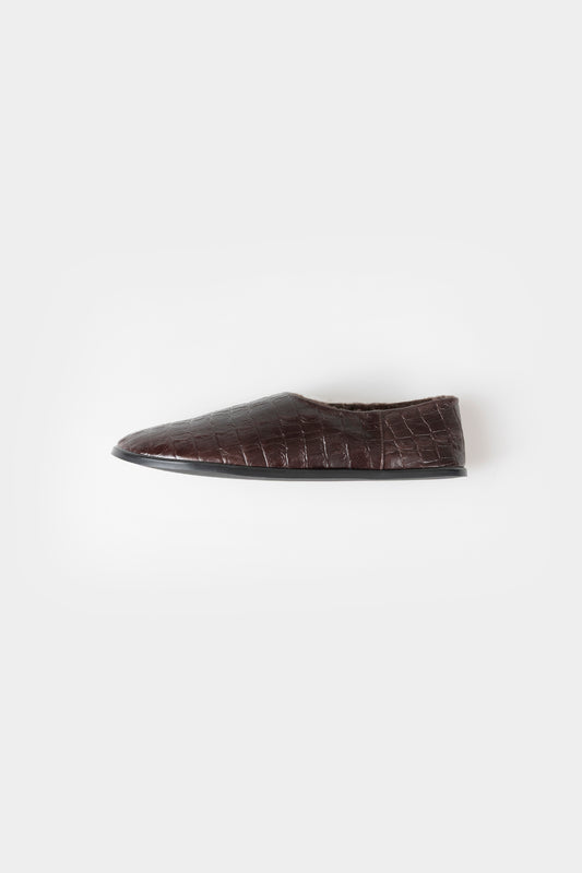 CROCODILE SLIPPER