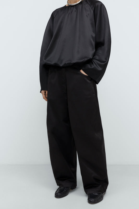 SATIN CURVED PANTS