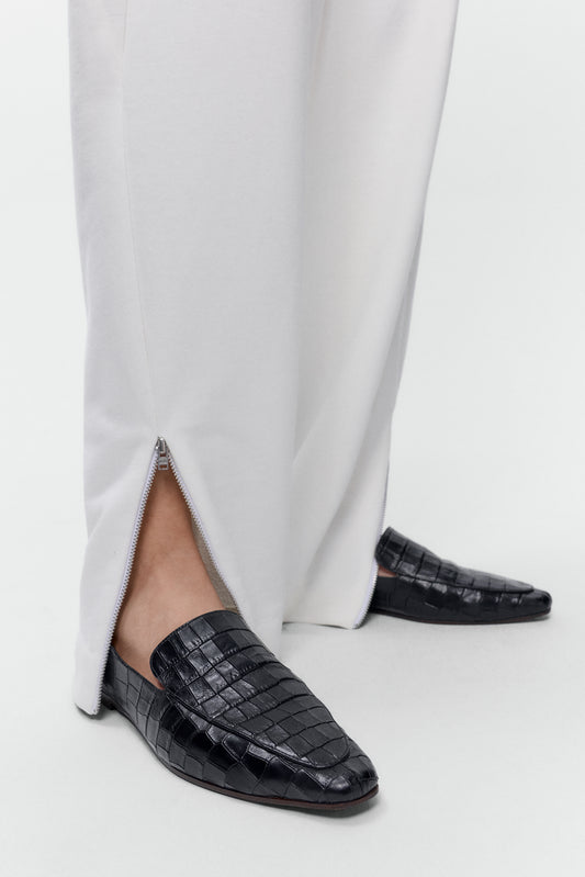 POINTY CROCODILE LOAFER