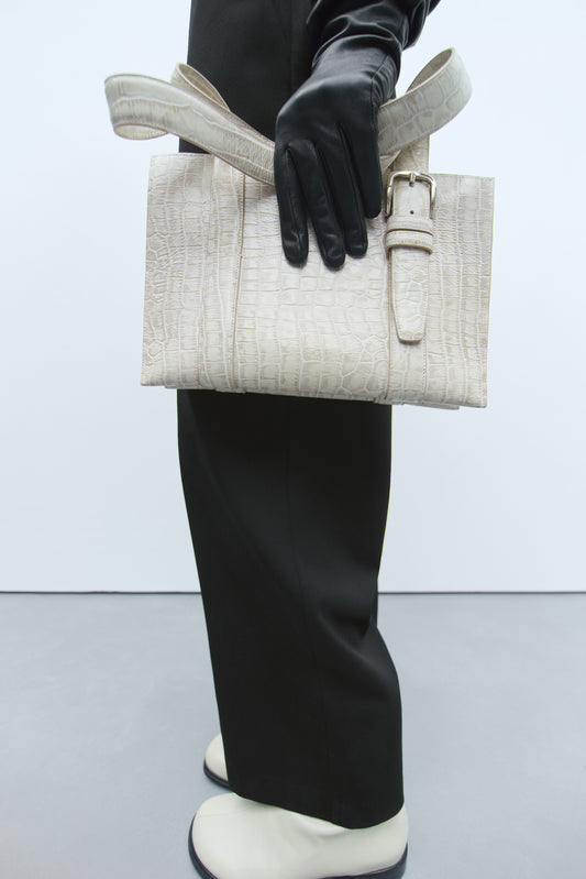BUCKLE BAG CREAM CROCODILE
