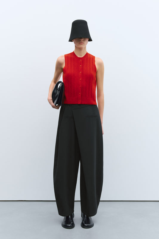 MERINO WOOL RIBBED WAISTCOAT RED