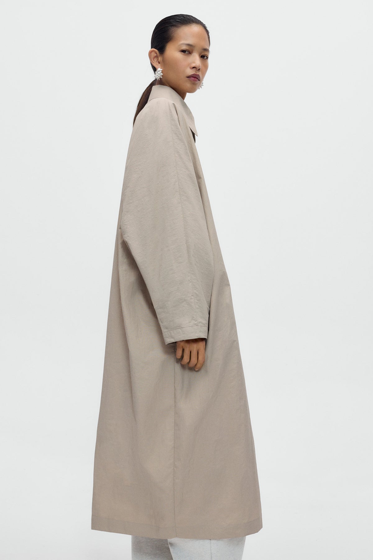 BATWING TRENCH image 2