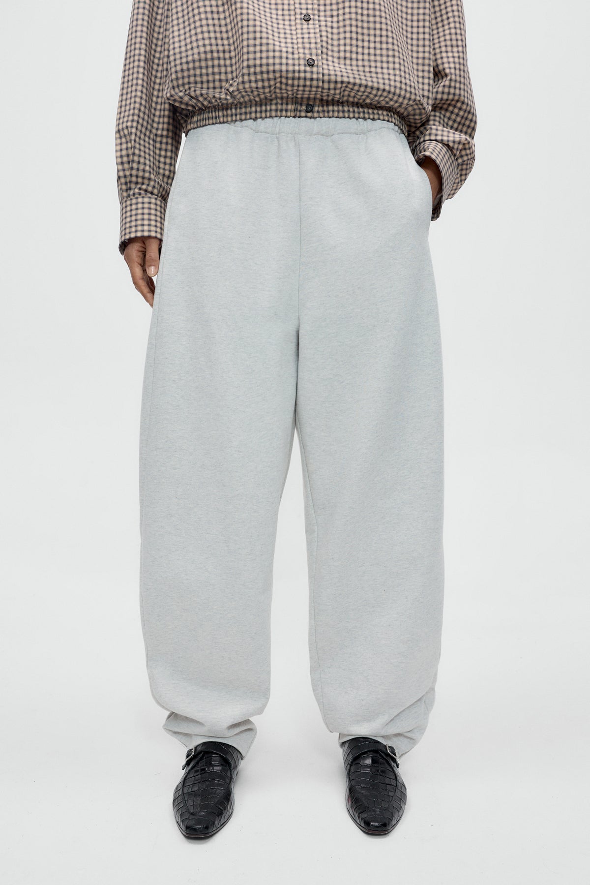 PANTALÓN RELAJADO CREMALLERAS image 2
