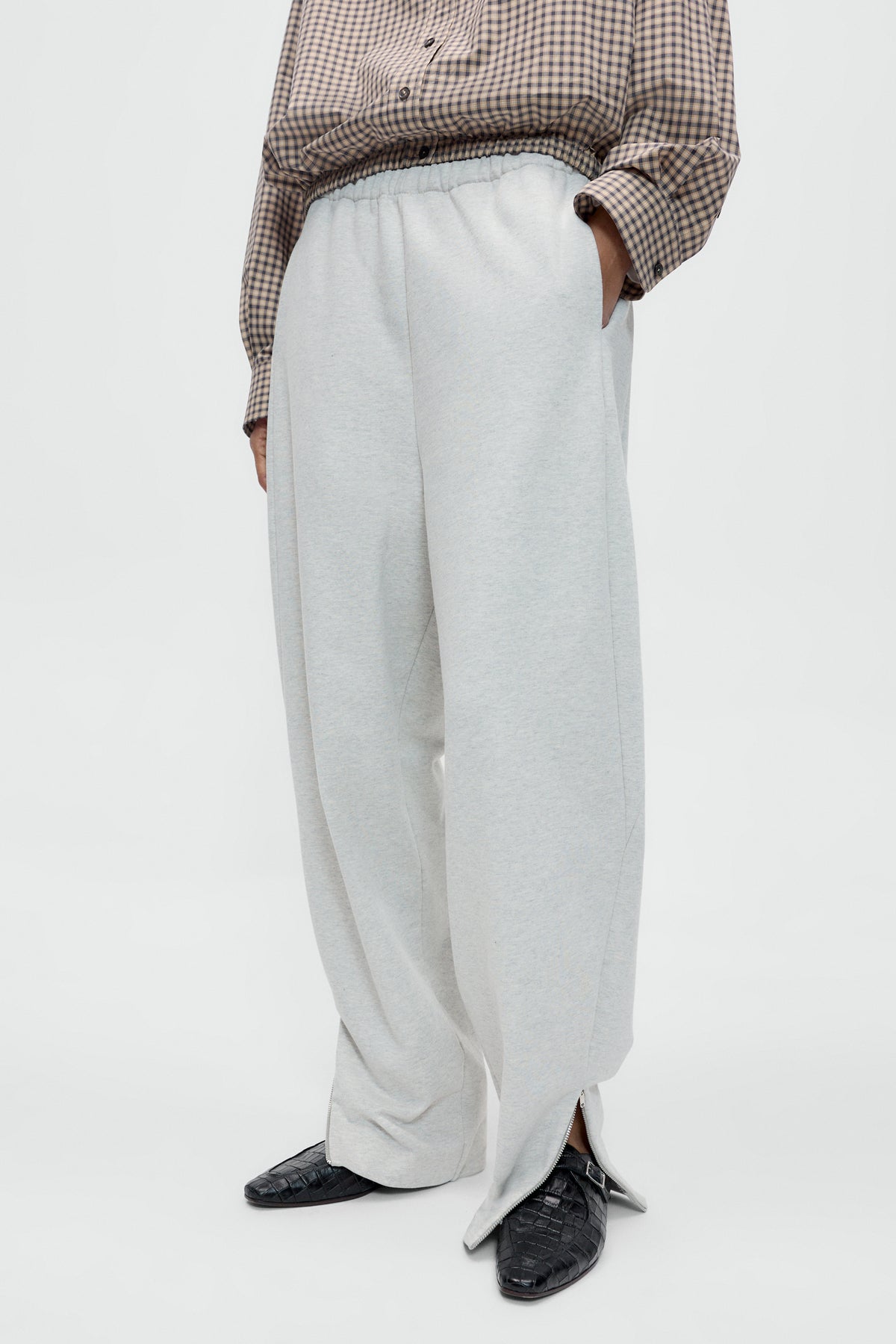 PANTALÓN RELAJADO CREMALLERAS image 4