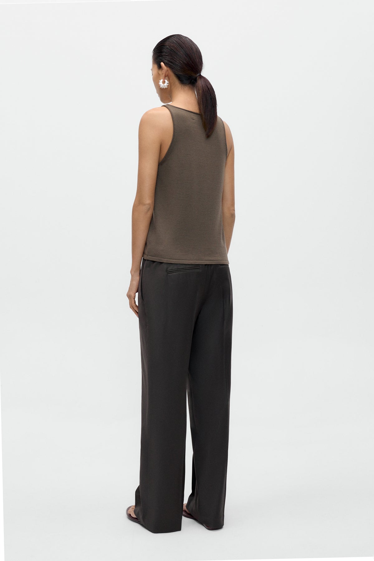 LOW RISE VIRGIN WOOL PANTS image 3
