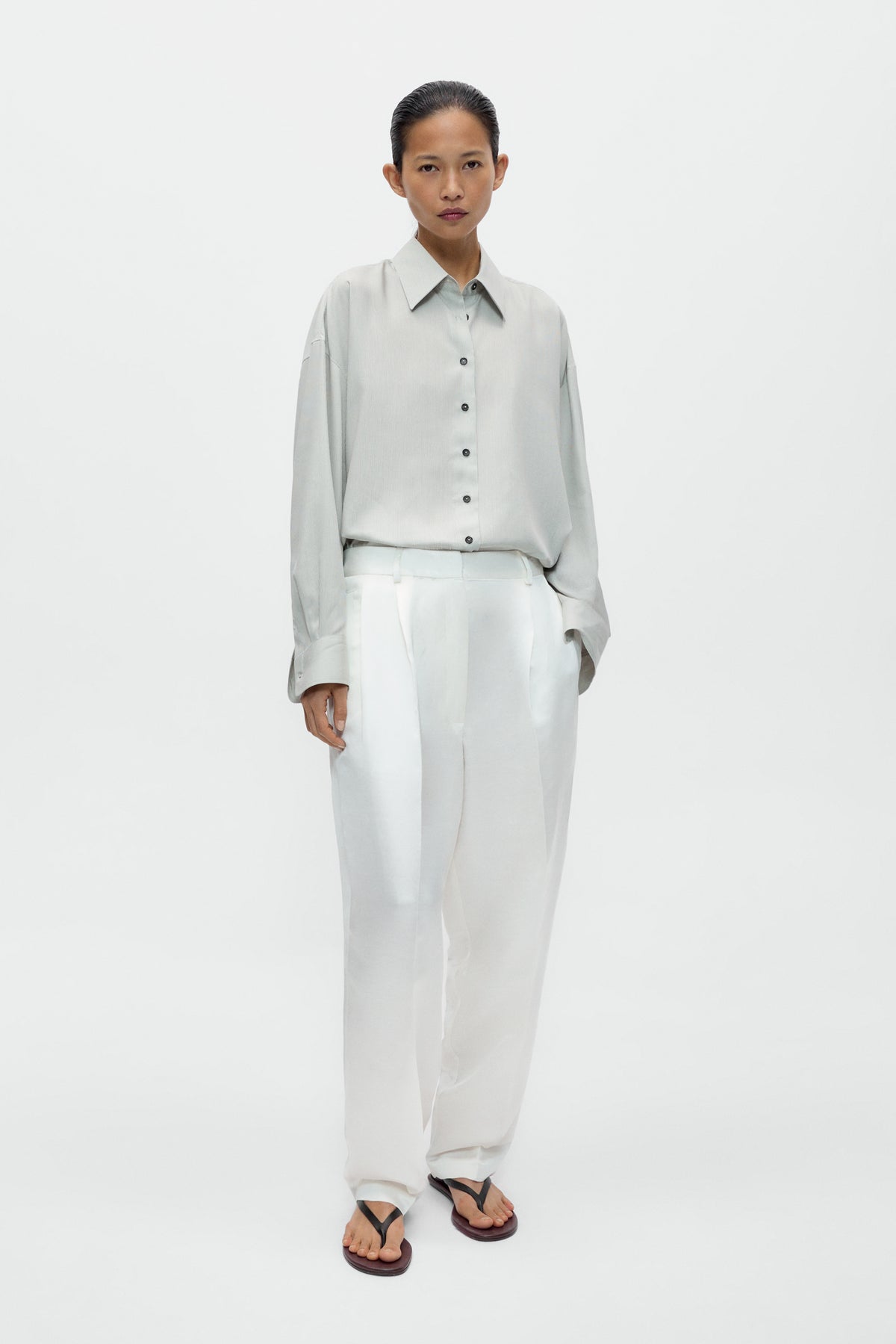 CAMISA OVERSIZE RAYA DIPLOMÁTICA image 2