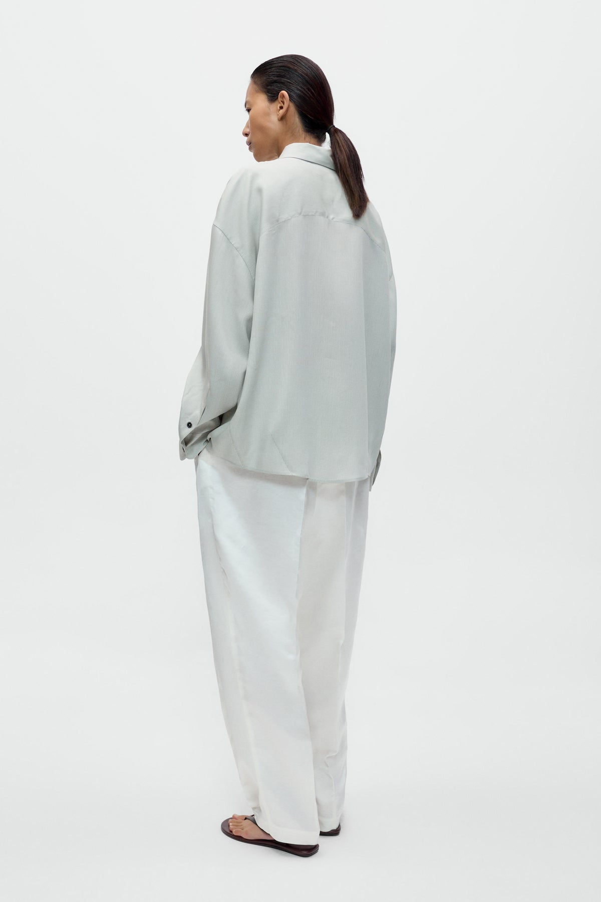 CAMISA OVERSIZE RAYA DIPLOMÁTICA image 3