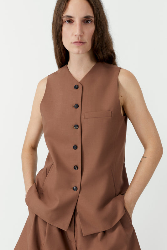 TAILORED VEST
